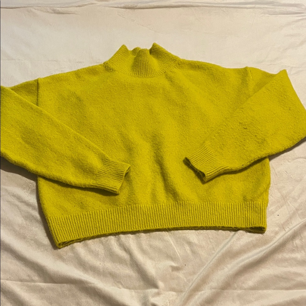 Yellow/green Women's Sweater